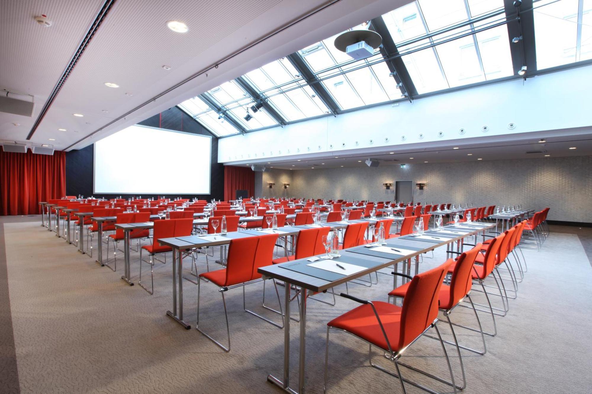 Lindner Hotel Frankfurt Hochst, Part Of Jdv By Hyatt Франкфурт-на-Майне Экстерьер фото