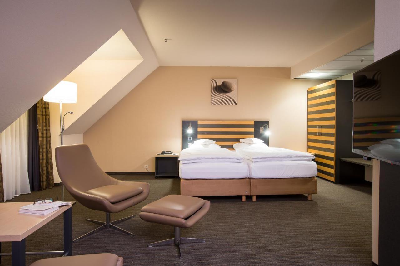 Lindner Hotel Frankfurt Hochst, Part Of Jdv By Hyatt Франкфурт-на-Майне Экстерьер фото